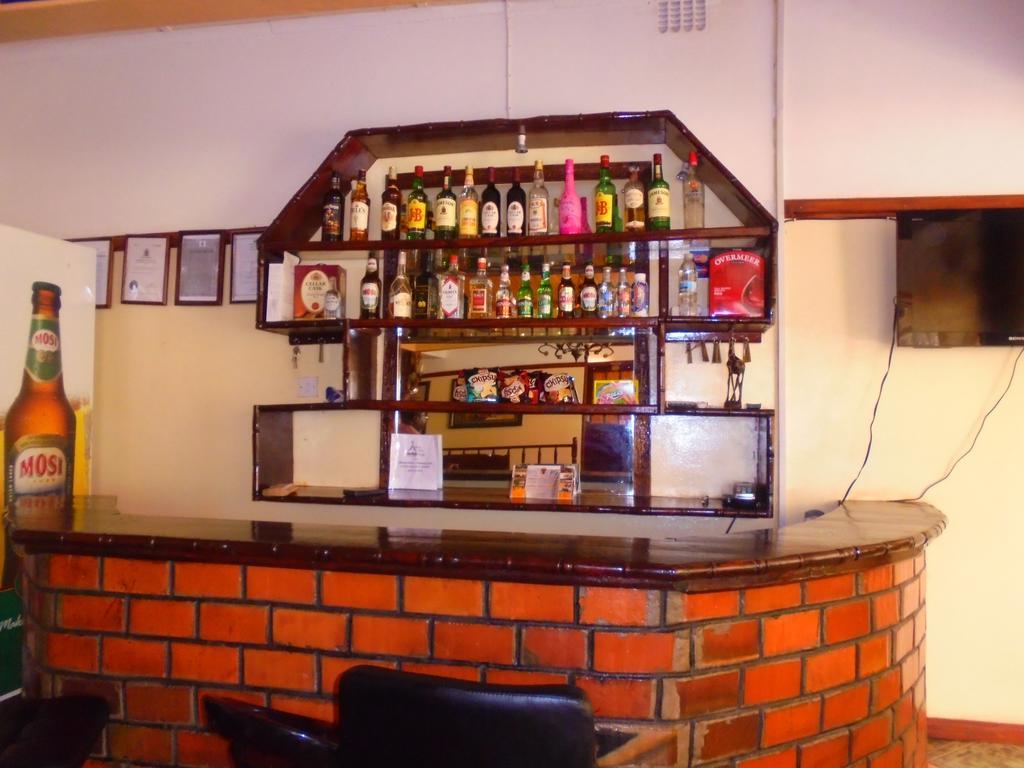 White Rose Lodge Лівінґстон Екстер'єр фото