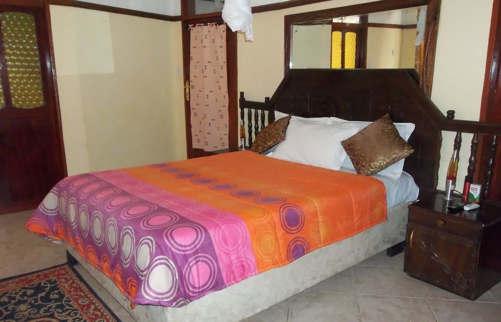 White Rose Lodge Лівінґстон Екстер'єр фото